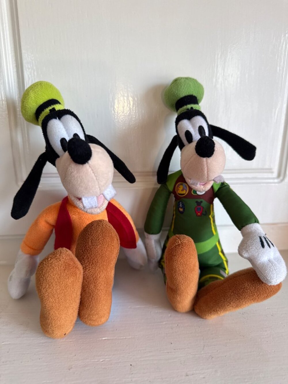 Disney Goofy Plush Lot Classic Roadster Racer Green Suit Beanbag Stuffed Toy 10"